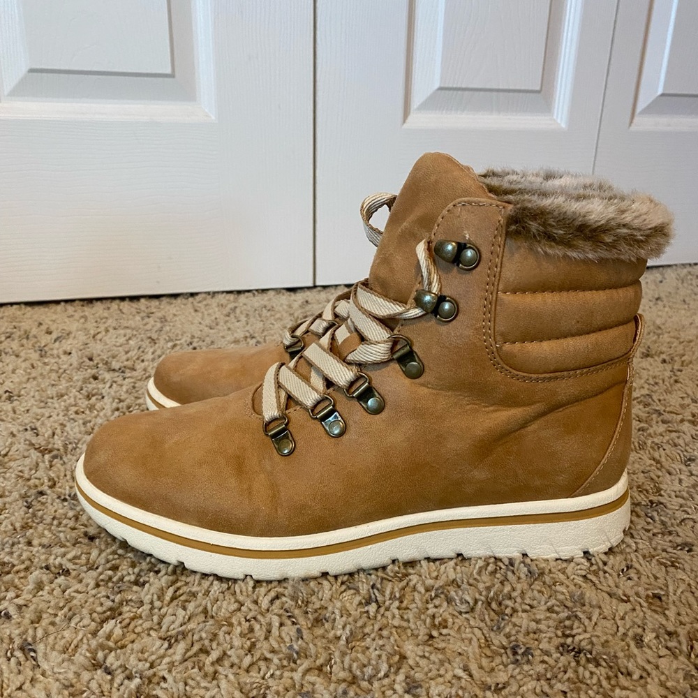 Cliff Tan Booties
